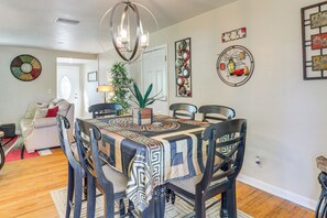 Interior - Spacious Jax Home Near Riverwalk & All Beaches (Jacksonville)