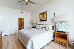 Interior - 3BR All-suite Penthouse: Suntide III - Unit 1103 (South Padre Island)