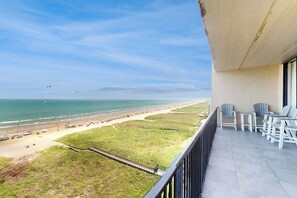 Apartment (3 Bedrooms) | Front of property - 3BR All-suite Penthouse: Suntide III - Unit 1103 (South Padre Island)