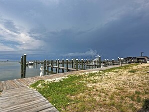Interior - Ocean View, Walk to Beach: Gulf Shores Condo (Gulf Shores)
