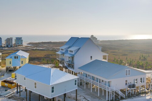 Ocean View, Walk to Beach: Gulf Shores Condo