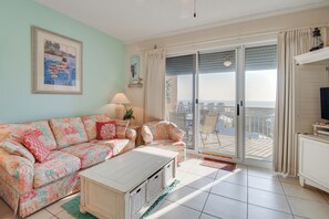 Interior - Ocean View, Walk to Beach: Gulf Shores Condo (Gulf Shores)