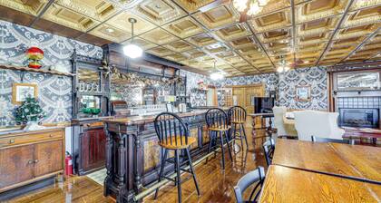 'the Pickford House' - Luxury Central Coast Stay!