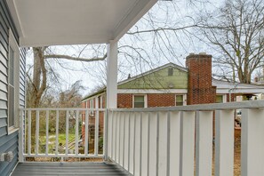 House (2 Bedrooms) | Interior - < 3 Mi to Downtown Greenville! Convenient 2BR Home (Greenville)