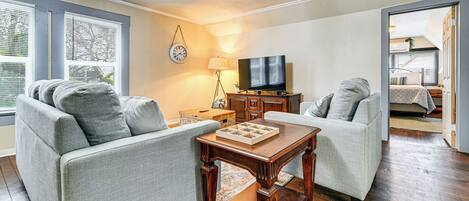 Apartment (2 Bedrooms) | Front of property