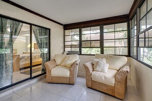 House (2 Bedrooms) | Interior - Private Beach & Pool Access! Fort Myers Getaway (Fort Myers)