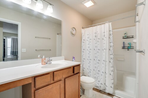 Spacious Family Getaway w/ Yard in Kalamazoo!