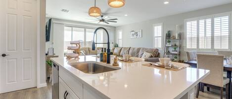 House (4 Bedrooms) | Bahagian dalam