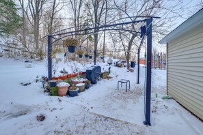 House (1 Bedroom) | Interior - Boyne Mtn Adventure Hub 4 Mi to Slopes & Golf (Boyne City)