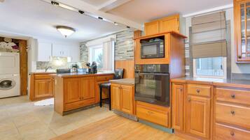 House (1 Bedroom) | Interior