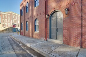 Apartment (1 Bedroom) | Interior - Walkable Townhome in the Heart of Central City! (Black Hawk)