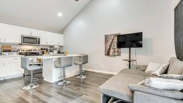 House (2 Bedrooms) | Front of property