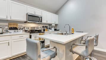 Rumah (2 Bedrooms) | Interior