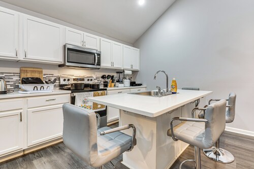 Easy I-85 Access! Quiet Fairburn Extended Stay