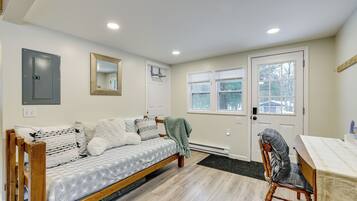Cottage (2 Bedrooms) | Interior