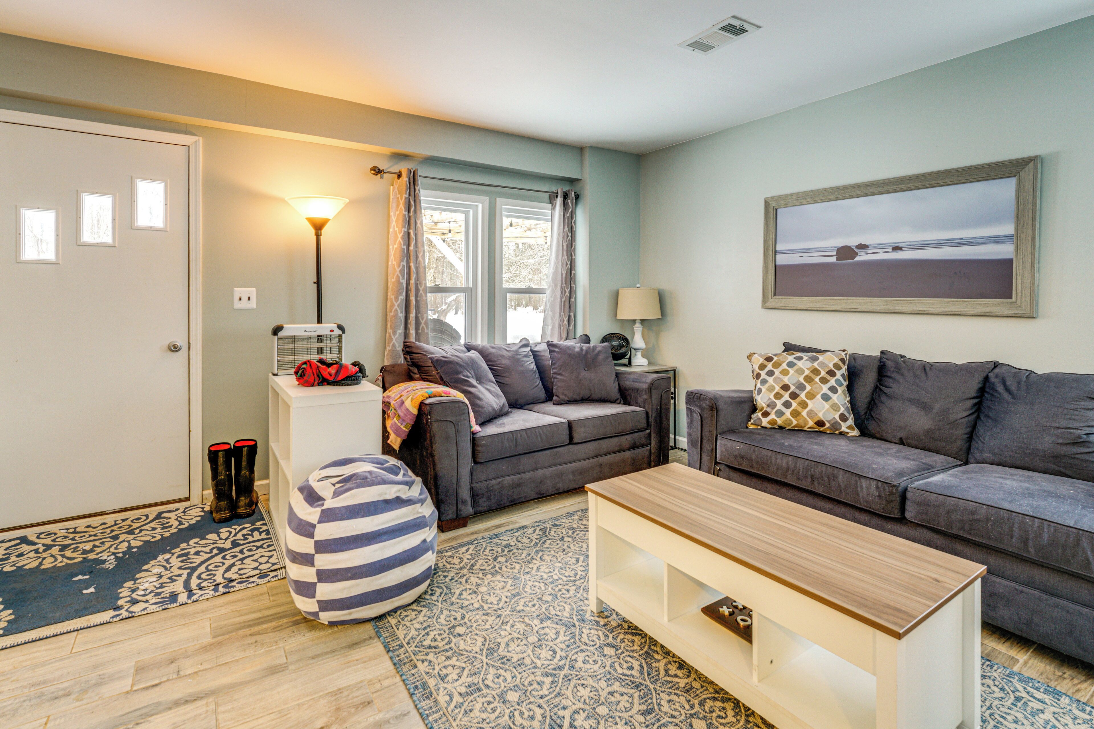 House (2 Bedrooms) | Interior