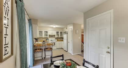 Fish, Hike & Tailgate: Russellville Home w/ Yard