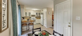 Fish, Hike & Tailgate: Russellville Home w/ Yard