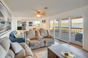 Interior - Waterfront Getaway on Lake Elsinore w/ Swim Spa (Lake Elsinore)