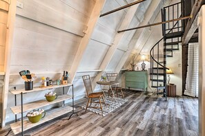 Interior - Fish & Play on Lake Okeechobee: Cabin w/ Fire Pit (Clewiston)