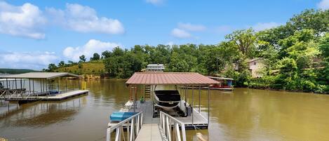 House (3 Bedrooms) | Front of property