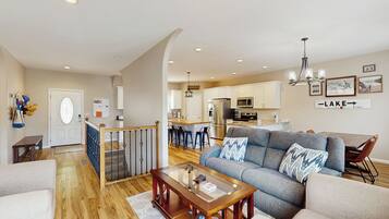 House (3 Bedrooms) | Bahagian dalam