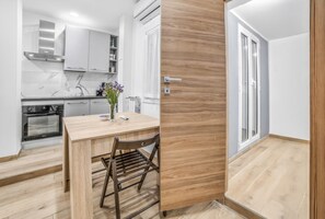 Fridge, oven, stovetop, dishwasher - Cozy Stay Nomentano&Bologna - Metro e LUISS Uni (Roma)