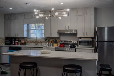 Charming 3 Bedrooms with Spacious Living and Convenient Location to Shopping & Interstate