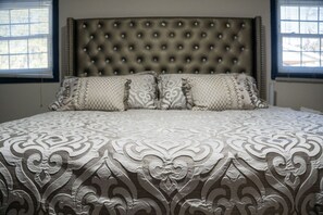 3 quartos, escrivaninha, Wi-Fi, roupa de cama