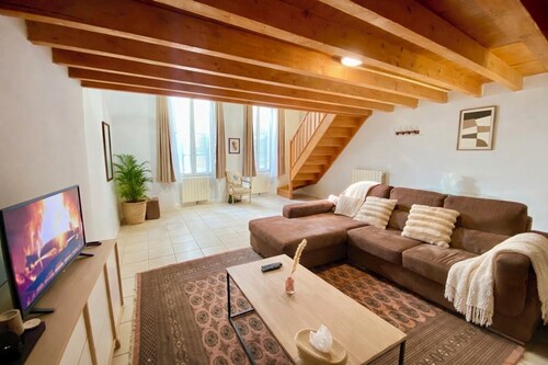 Large apartment in the heart of Nimes