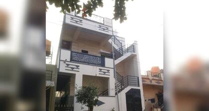 HK Hampi Home Stay