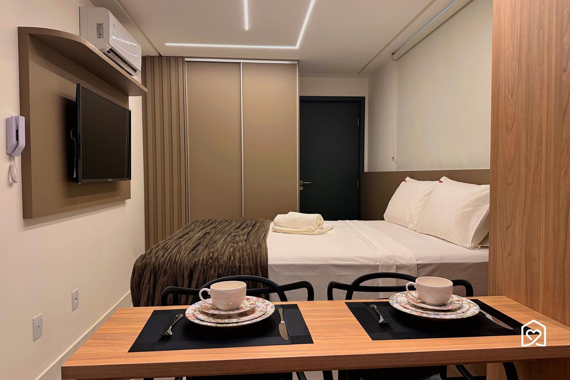 Studio phong cách cổ điển | Khu ăn uống