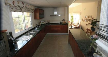 4 Bedroom Villa Sleeps 8 With Private Pool