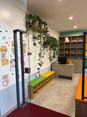Appartement, 2 chambres, accessible aux personnes à mobilité réduite, balcon | Espace pour enfants
