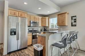 House | 6 bedrooms - Hill Field 2 and 3 by CDH Double Town Homes (Layton)