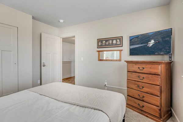Hill Field 2 And 3 By Cdh Double Town Homes - Samurai, Farmington