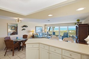 TV - Whitney Beach #335, 1 BR /1 BA beach front condo by RVA (Longboat Key)