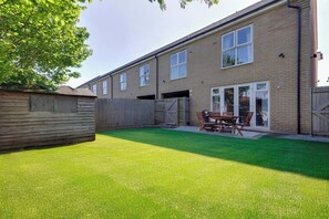 Ferienhaus, 2 Schlafzimmer, Terrasse, Stadtblick | Aussenbereich