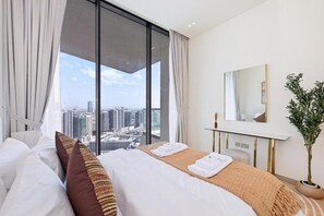 Iron/ironing board, free WiFi - 2307-Bloomfields 1BR  Binghatti Phantom (Dubai)