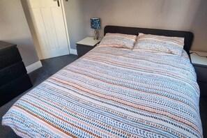 WiFi - Sleeps 6 - 2nd floor flat in Hastings Old Town (Hastings)