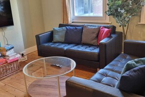 TV - Sleeps 6 - 2nd floor flat in Hastings Old Town (Hastings)