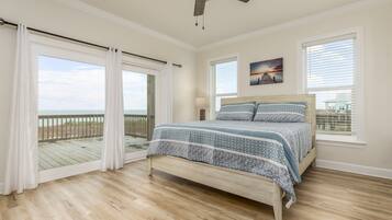 Casa, 5 quartos | 5 quartos, ferros/tábuas de passar roupa, Wi-Fi de cortesia