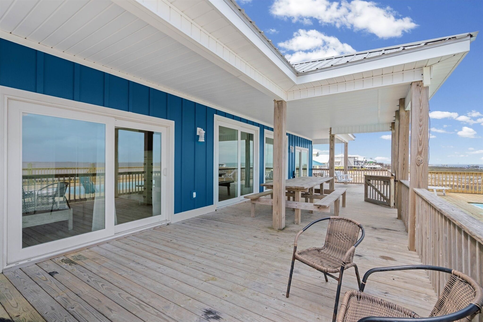 House, 5 Bedrooms | Outdoor dining