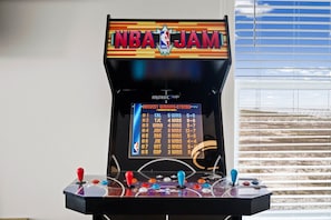 Game room - Seas The Day - 2830 Bienville Blvd 5 Bedroom Home (Dauphin Island)