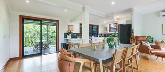 The Tropical Hideaway | Saltwater Pool