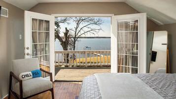 3 bedrooms, desk, iron/ironing board, WiFi