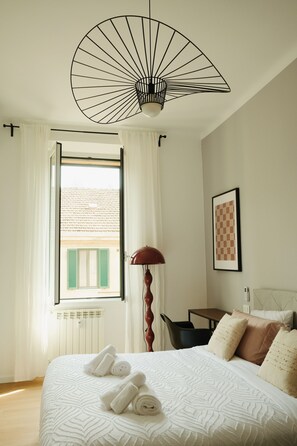 2 bedrooms, desk, iron/ironing board, free WiFi - TWO BATHROOMS APARTMENT，24hCarrefour，nightlife (Milano)
