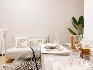 Interior - TWO BATHROOMS APARTMENT，24hCarrefour，nightlife (Milano)