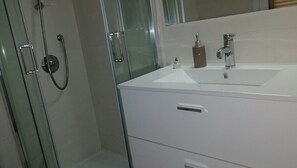 Shower, bidet - La Conquilla Double room (Alghero)