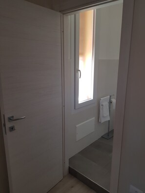Shower, bidet - La Conquilla Double room (Alghero)